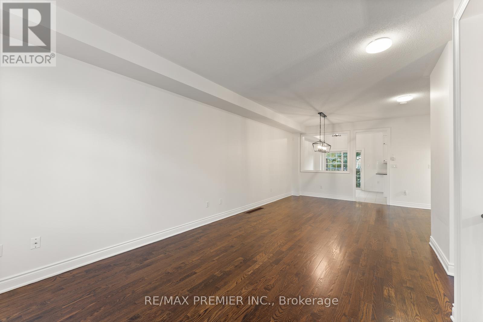 34 George Bogg Road, Vaughan (East Woodbridge), Ontario  L4L 0A3 - Photo 6 - N12442587