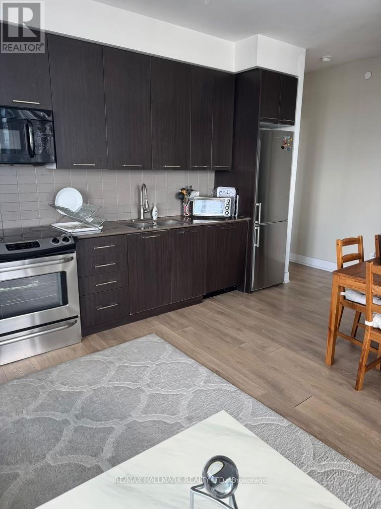 1610 - 9471 Yonge Street, Richmond Hill, Ontario  L4C 1V4 - Photo 4 - N12442601