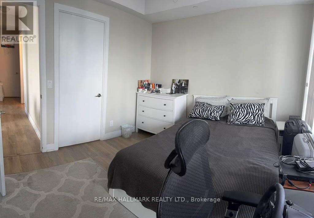 1610 - 9471 Yonge Street, Richmond Hill, Ontario  L4C 1V4 - Photo 8 - N12442601