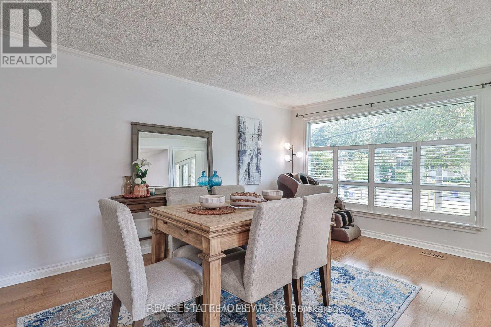 (Main) - 220 Neal Drive, Richmond Hill, Ontario  L4C 3L1 - Photo 11 - N12442607