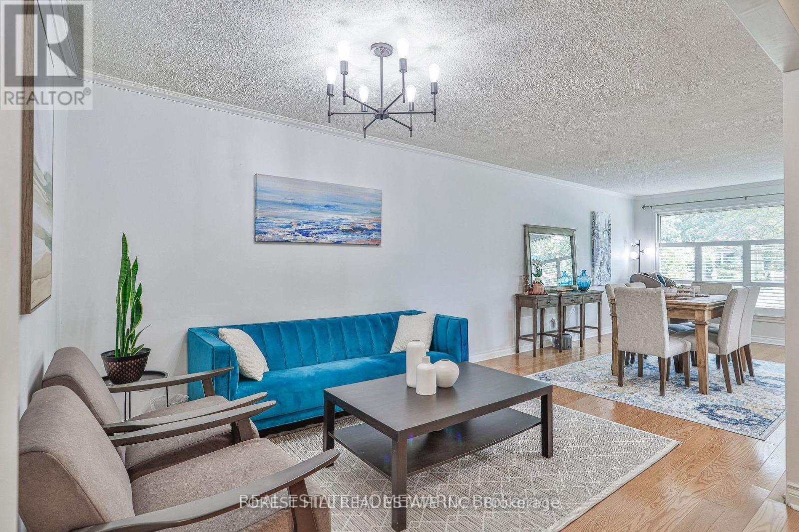 (Main) - 220 Neal Drive, Richmond Hill, Ontario  L4C 3L1 - Photo 13 - N12442607