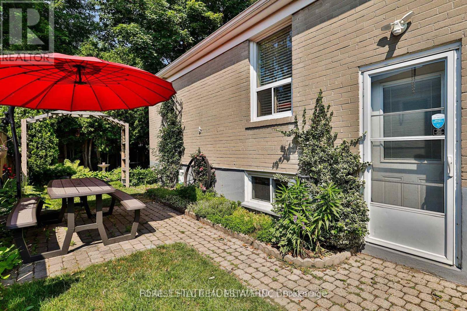 (Main) - 220 Neal Drive, Richmond Hill, Ontario  L4C 3L1 - Photo 26 - N12442607