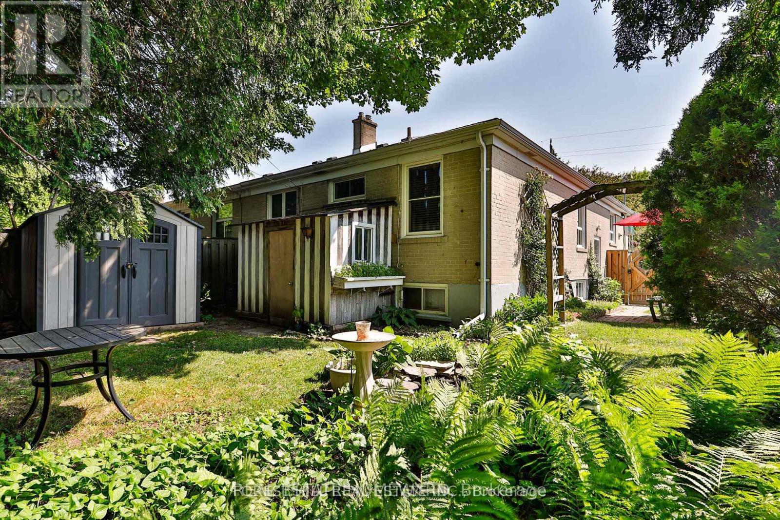 (Main) - 220 Neal Drive, Richmond Hill, Ontario  L4C 3L1 - Photo 28 - N12442607