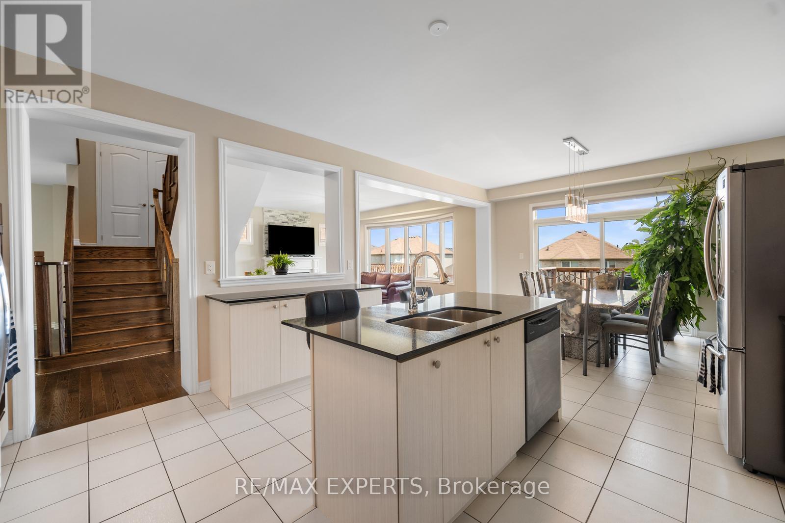 2144 Dale Road, Innisfil (Alcona), Ontario  L9S 0G9 - Photo 14 - N12442632