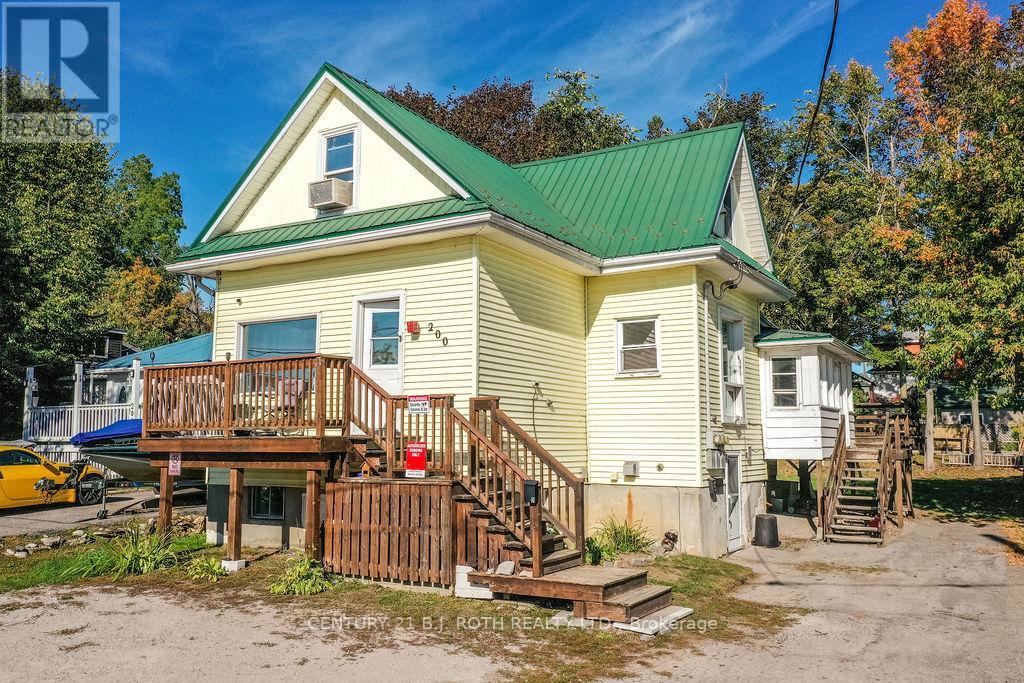 200 Edward Street, Orillia, Ontario  L3V 2X4 - Photo 1 - S12442577
