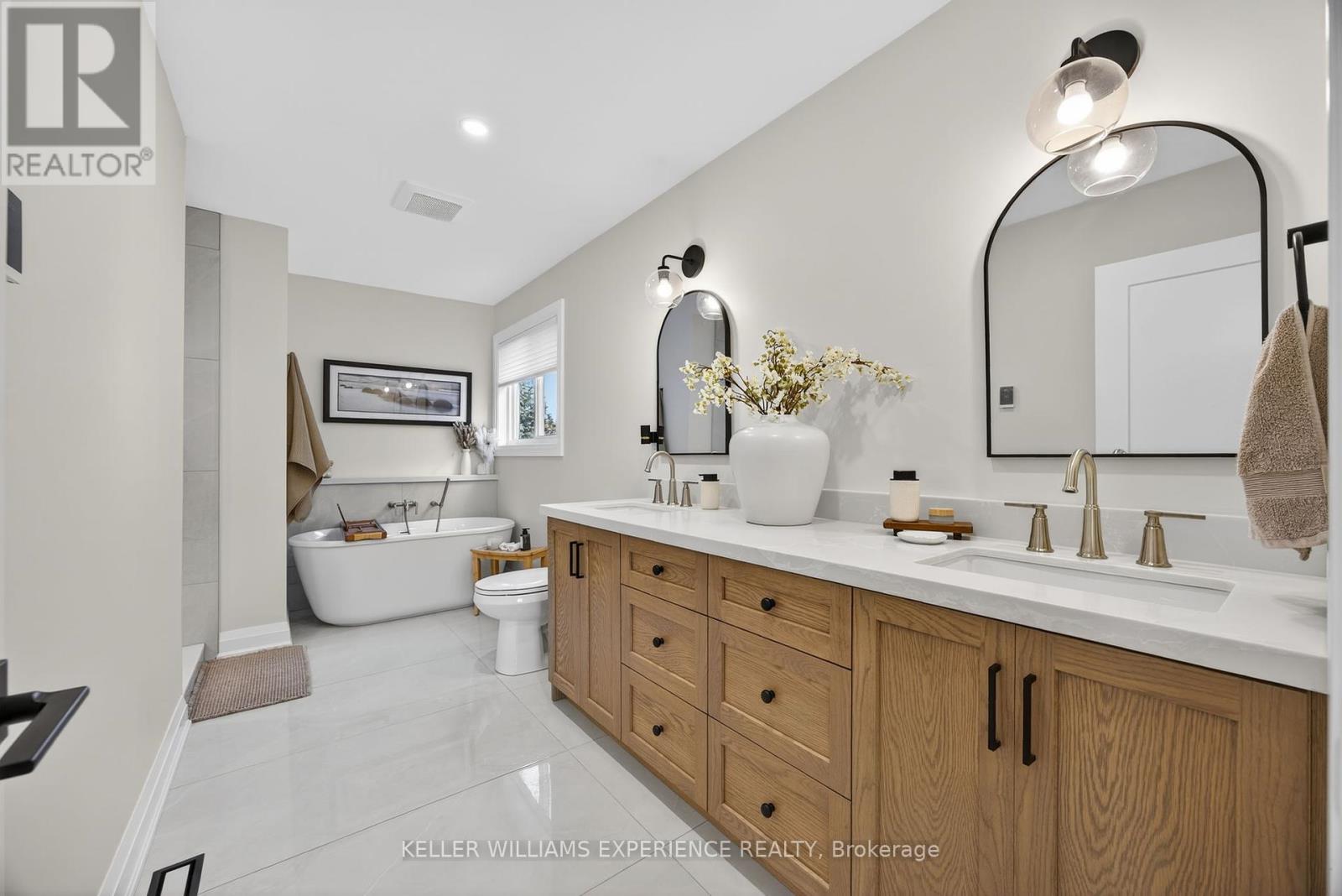 50 Regalia Way, Barrie (Innis-Shore), Ontario  L4M 7H8 - Photo 17 - S12442595