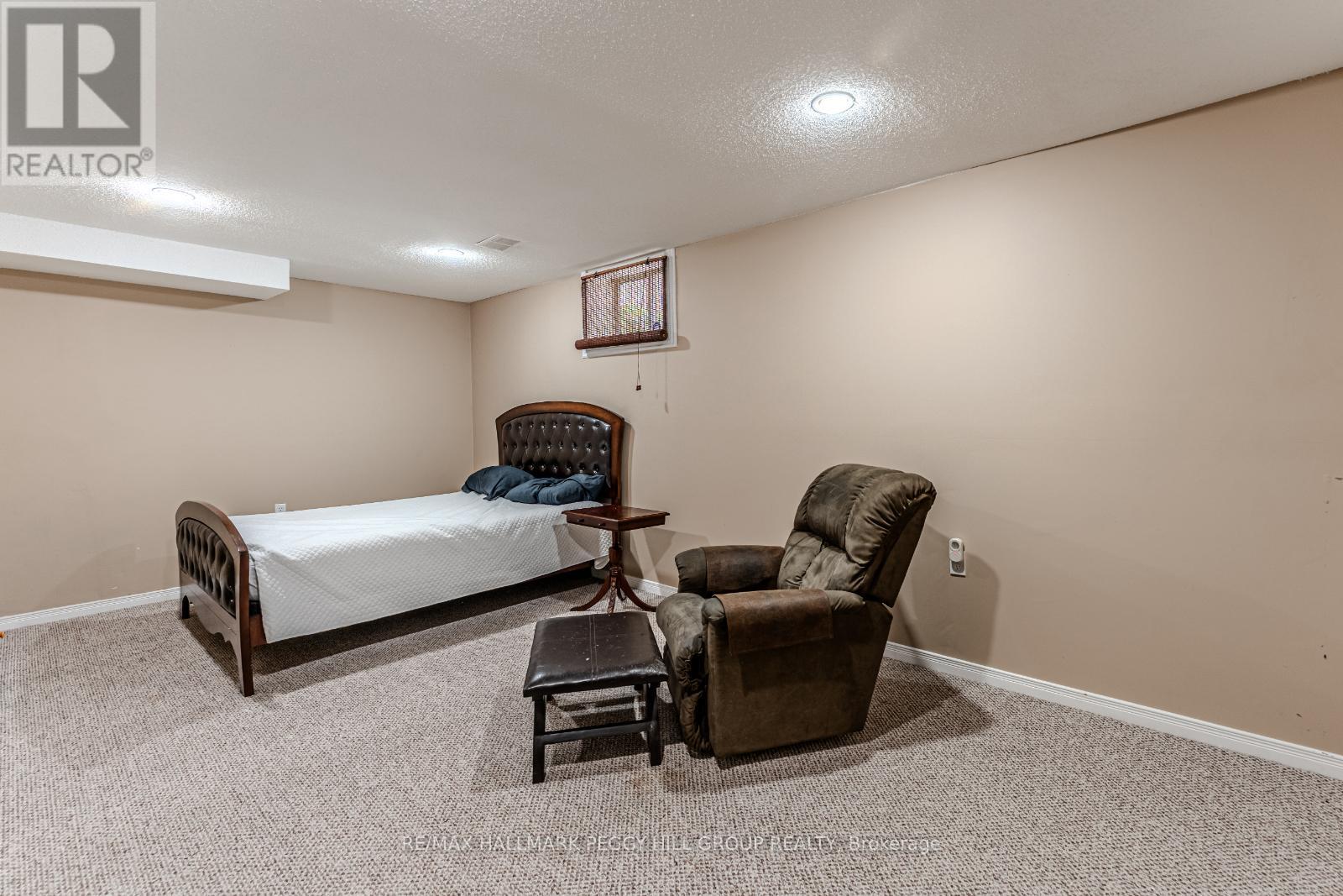 10 Stephanie Lane, Barrie (Painswick South), Ontario  L4N 0V2 - Photo 11 - S12442627