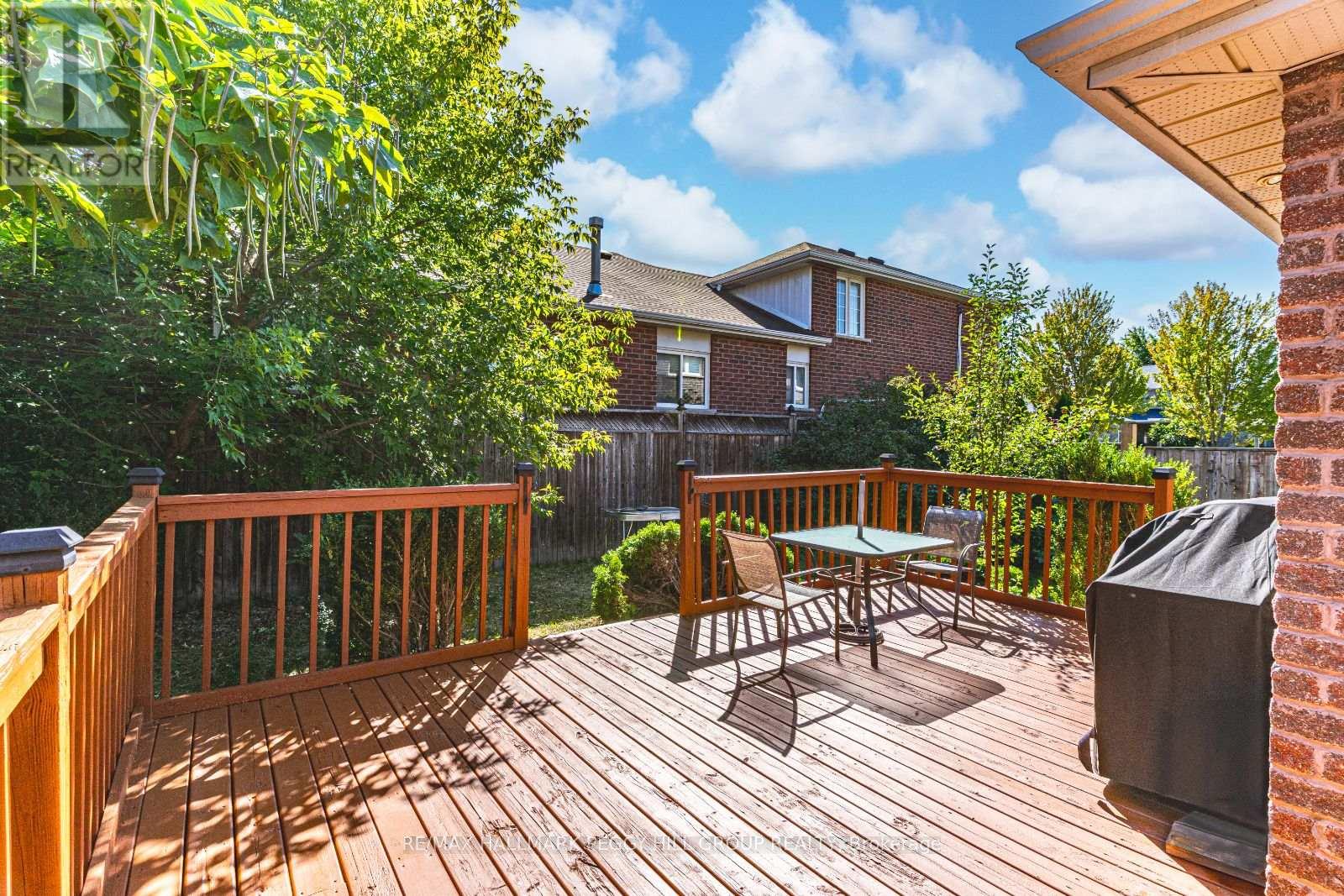 10 Stephanie Lane, Barrie (Painswick South), Ontario  L4N 0V2 - Photo 12 - S12442627