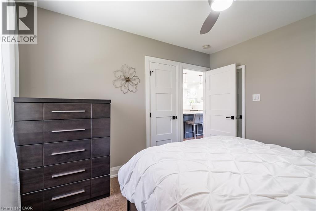 38 Salem Avenue, Hamilton, Ontario  L9A 3V9 - Photo 16 - 40776094
