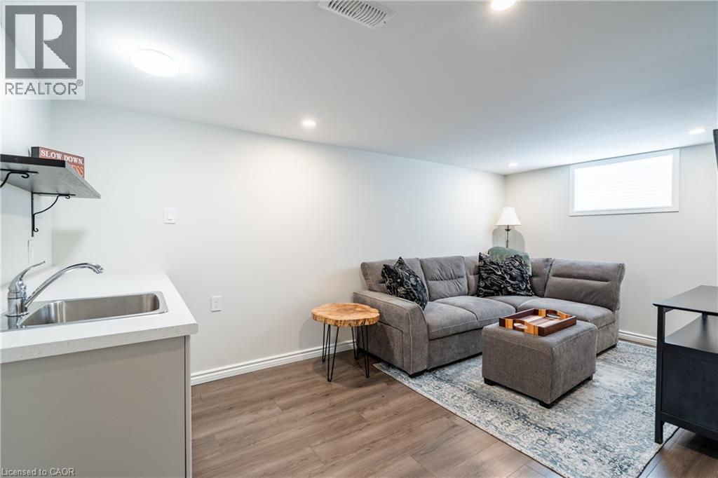 38 Salem Avenue, Hamilton, Ontario  L9A 3V9 - Photo 19 - 40776094