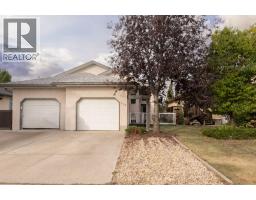 320 Strathaven Drive Strathaven, Strathmore, Ca