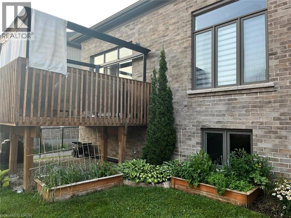 582 Mayapple Street, Waterloo, Ontario  N2V 0E3 - Photo 38 - 40768809