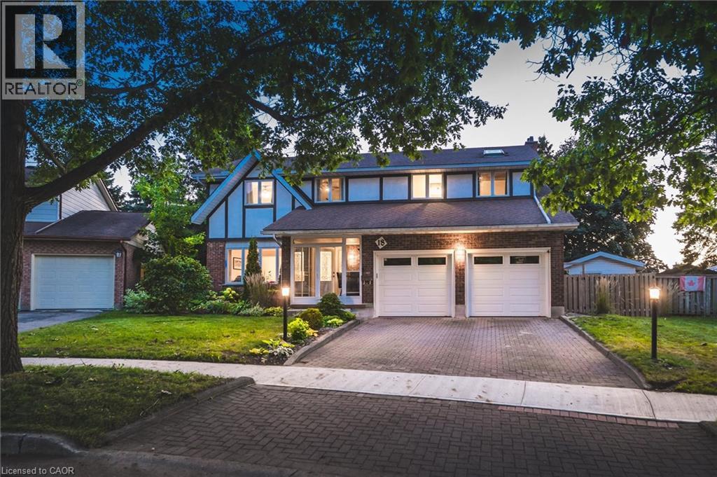 18 WESTCHESTER Place, Kitchener, Ontario