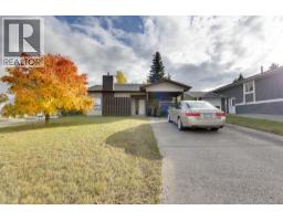 2901 CHRISTOPHER CRESCENT