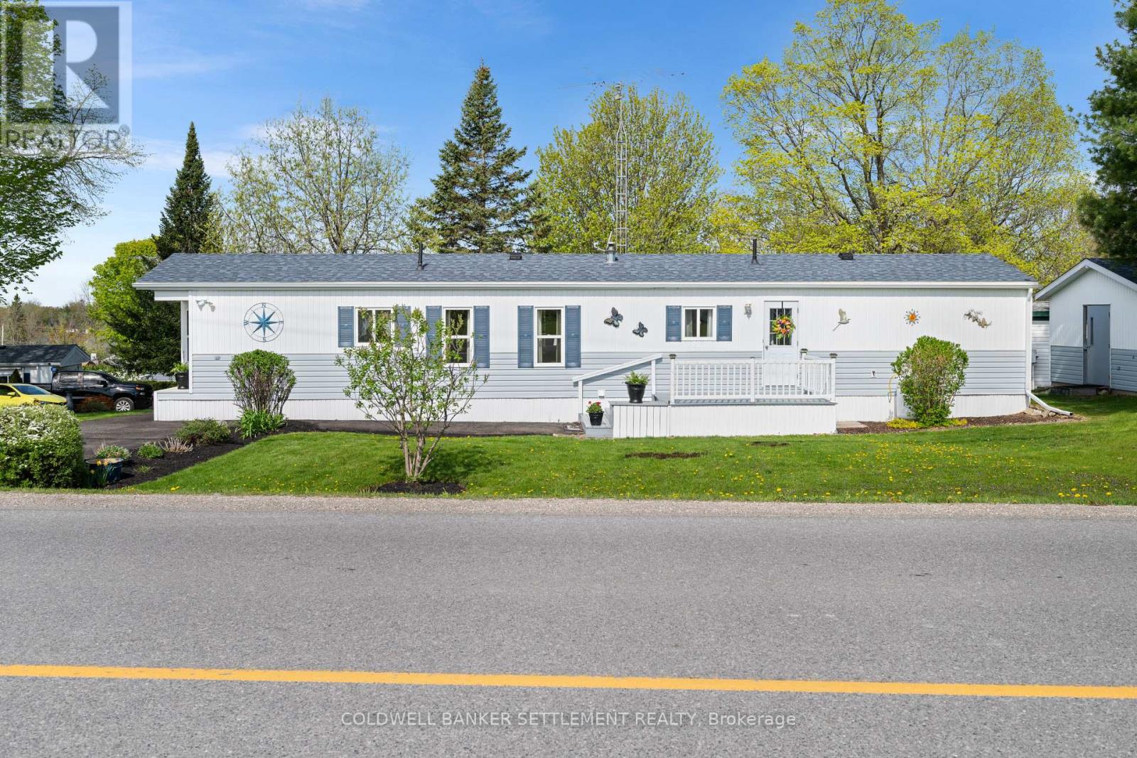 304 Acacia Road, Drummond/north Elmsley, Ontario  K7H 3C7 - Photo 3 - X12442700