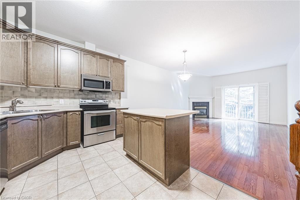 163 Livingston Avenue Unit# 3, Grimsby, Ontario  L3M 5S8 - Photo 8 - 40772819