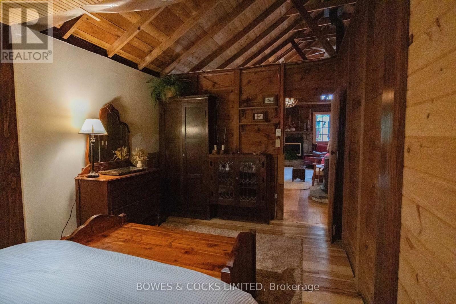 408 Couchs Road, North Kawartha, Ontario  K0L 1A0 - Photo 14 - X12442787