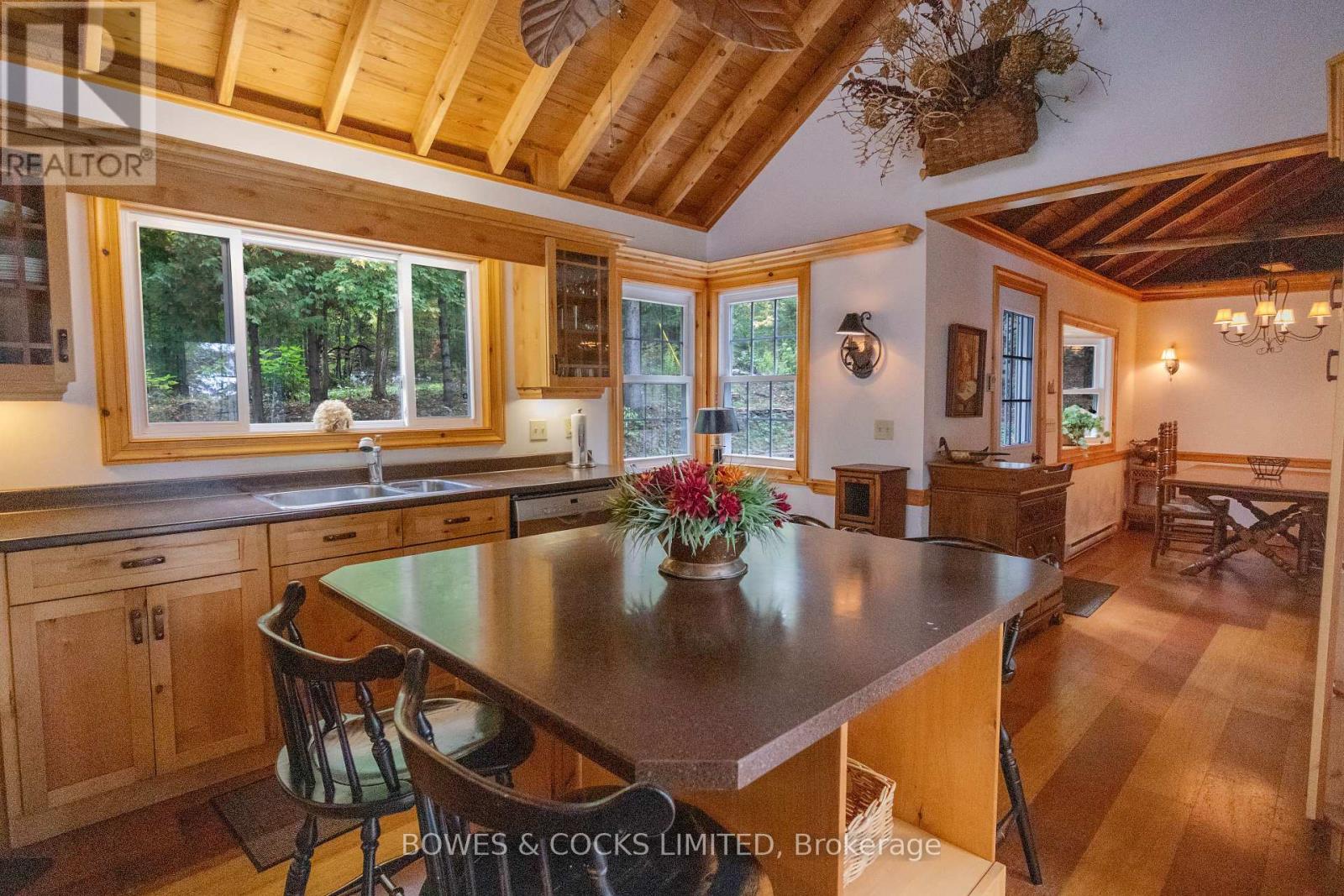 408 Couchs Road, North Kawartha, Ontario  K0L 1A0 - Photo 6 - X12442787