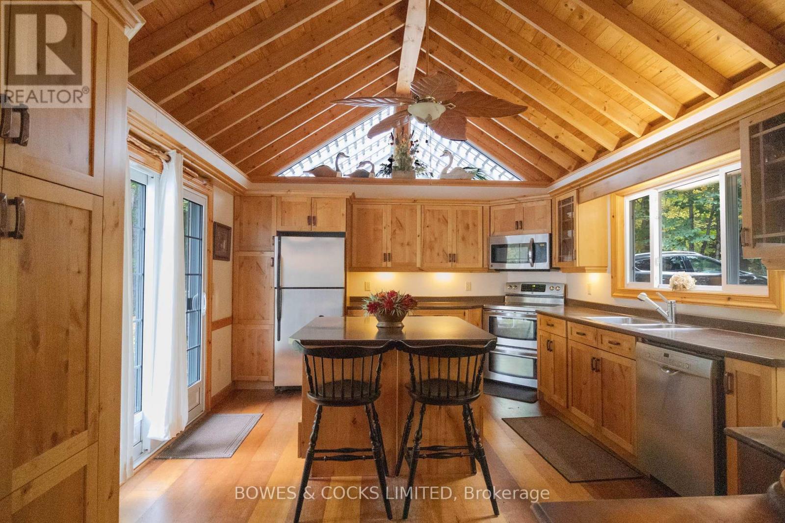 408 Couchs Road, North Kawartha, Ontario  K0L 1A0 - Photo 7 - X12442787