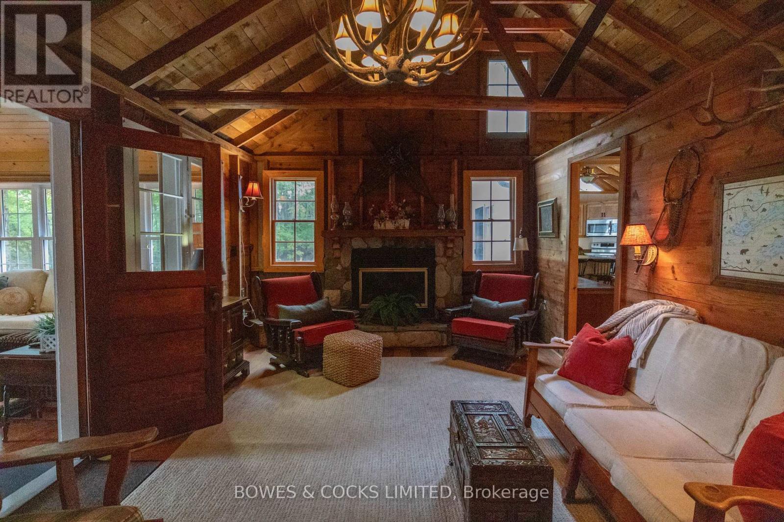 408 Couchs Road, North Kawartha, Ontario  K0L 1A0 - Photo 9 - X12442787