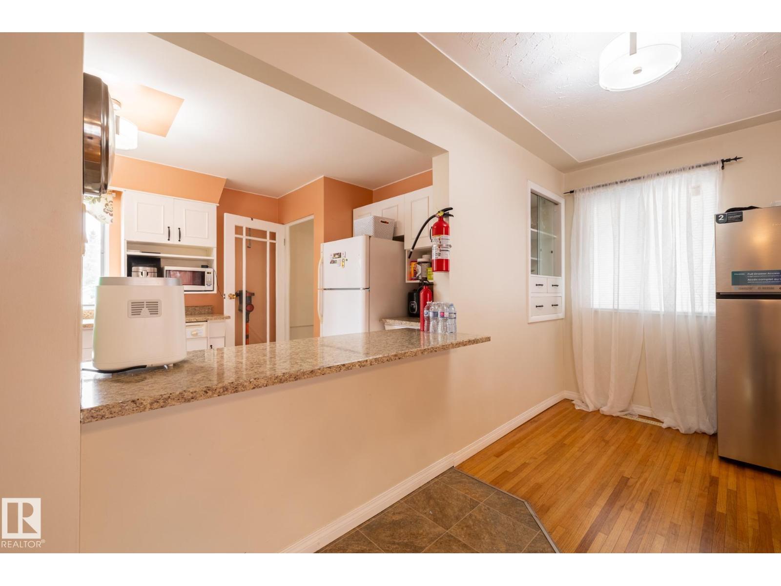 15707 92 Av Nw, Edmonton, Alberta  T5R 5C5 - Photo 13 - E4460621