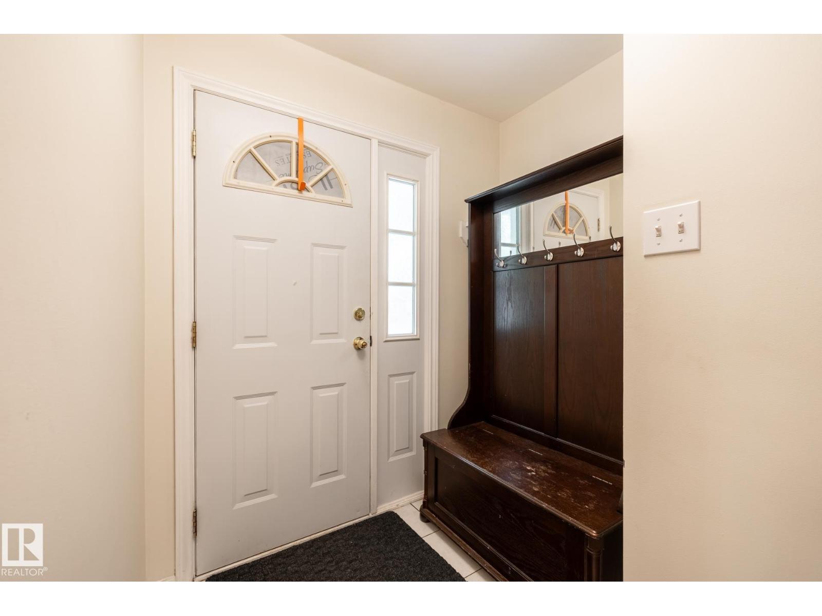 15707 92 Av Nw, Edmonton, Alberta  T5R 5C5 - Photo 3 - E4460621