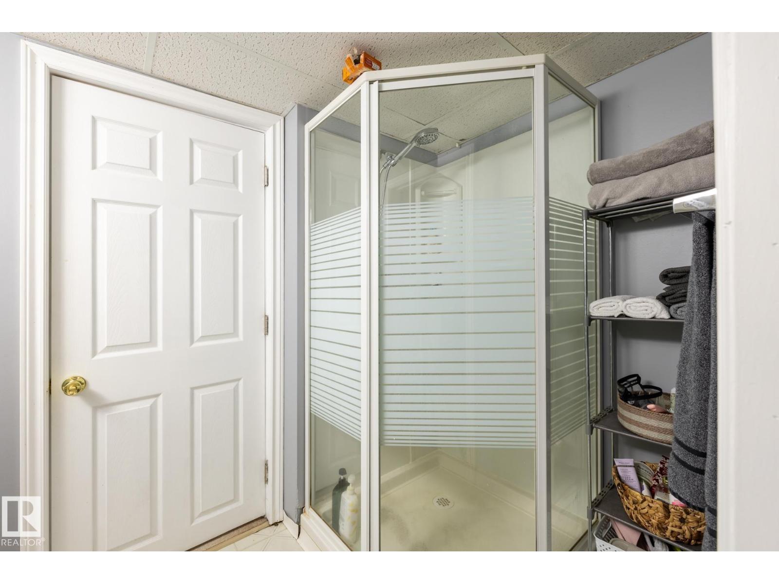 15707 92 Av Nw, Edmonton, Alberta  T5R 5C5 - Photo 32 - E4460621