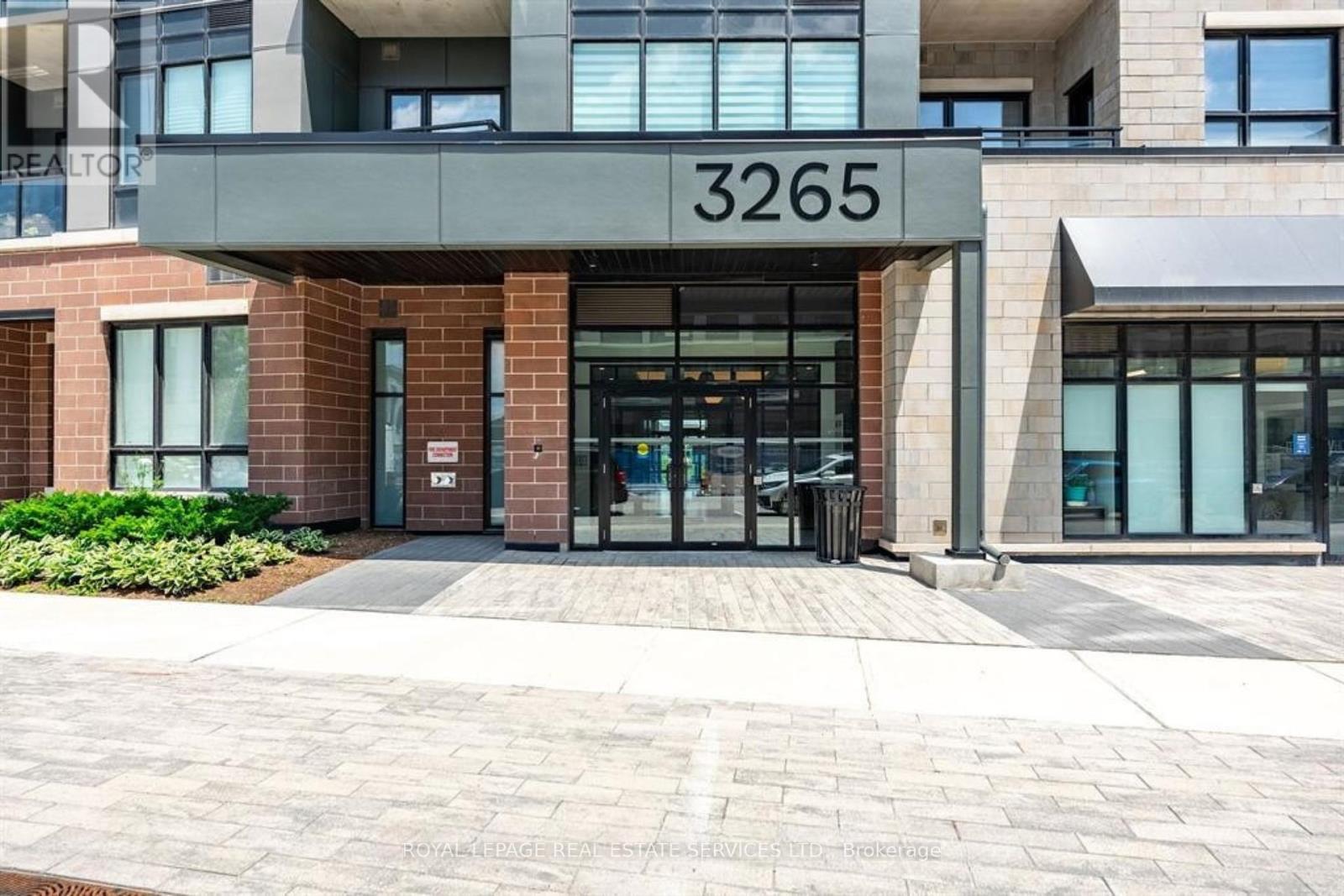 205 - 3265 Carding Mill Trail, Oakville, Ontario  L6M 5P7 - Photo 2 - W12442546