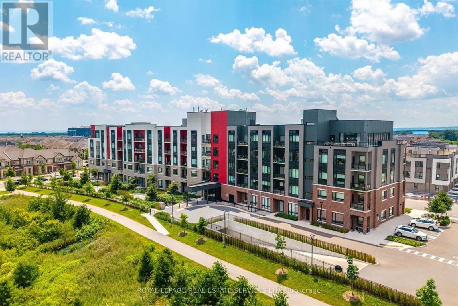 205 - 3265 Carding Mill Trail, Oakville, Ontario  L6M 5P7 - Photo 4 - W12442546