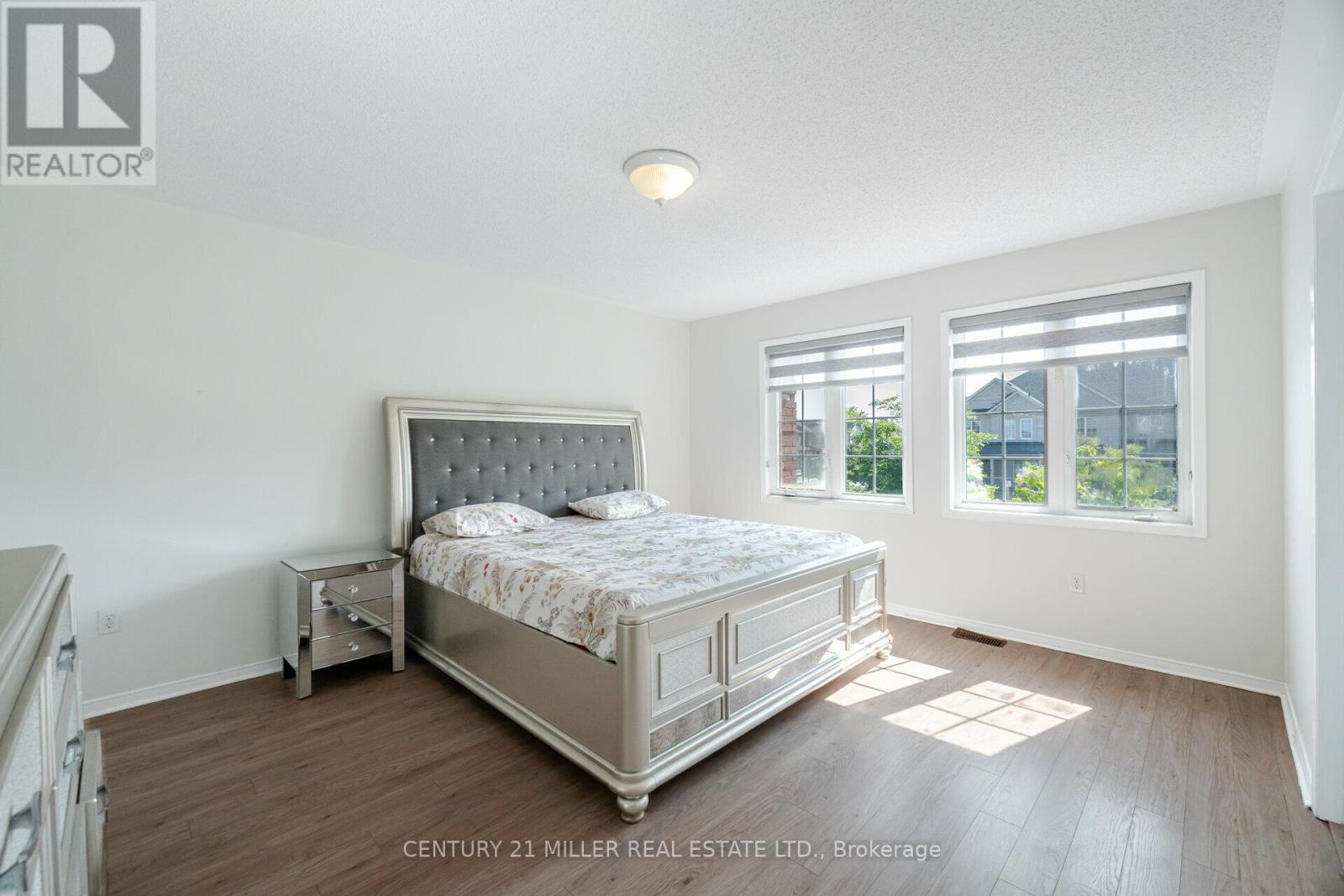 5953 Tenth Line W, Mississauga (Churchill Meadows), Ontario  L5M 6K7 - Photo 12 - W12442556