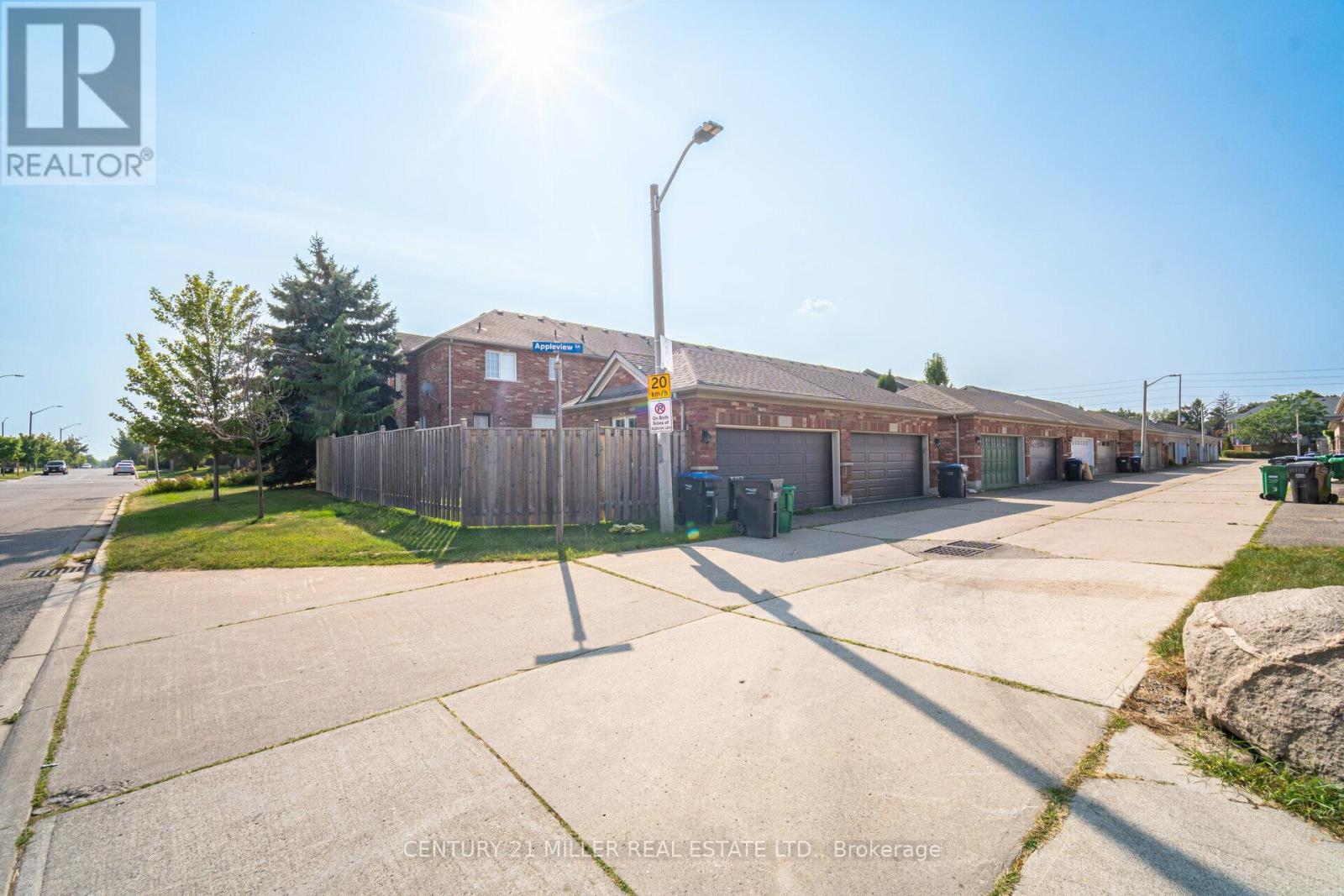 5953 Tenth Line W, Mississauga (Churchill Meadows), Ontario  L5M 6K7 - Photo 27 - W12442556