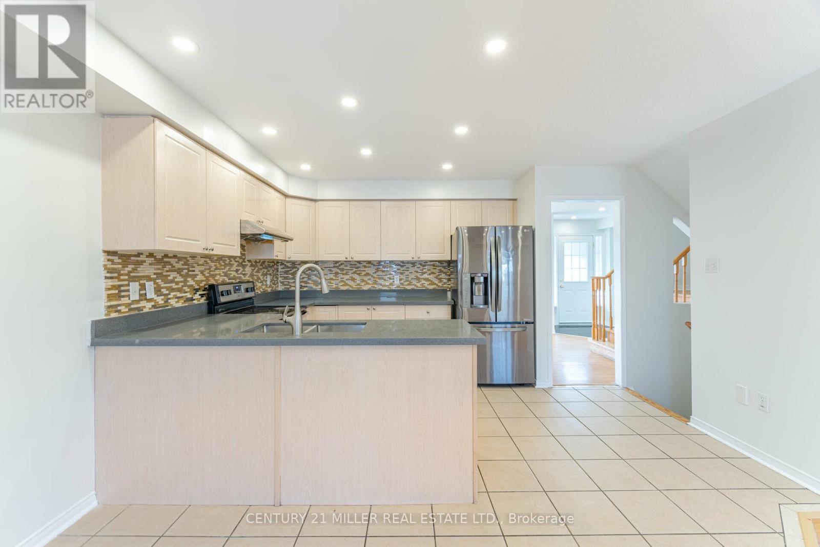 5953 Tenth Line W, Mississauga (Churchill Meadows), Ontario  L5M 6K7 - Photo 6 - W12442556
