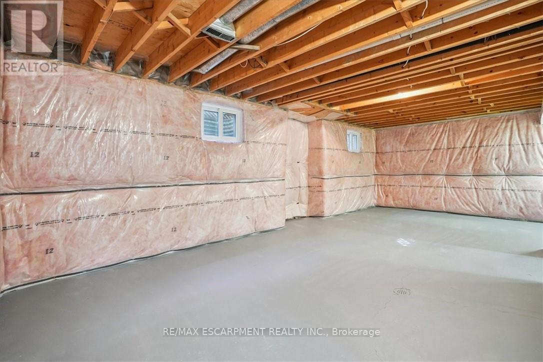 41 Steen Drive, Mississauga (Streetsville), Ontario  L5N 2V3 - Photo 20 - W12442559