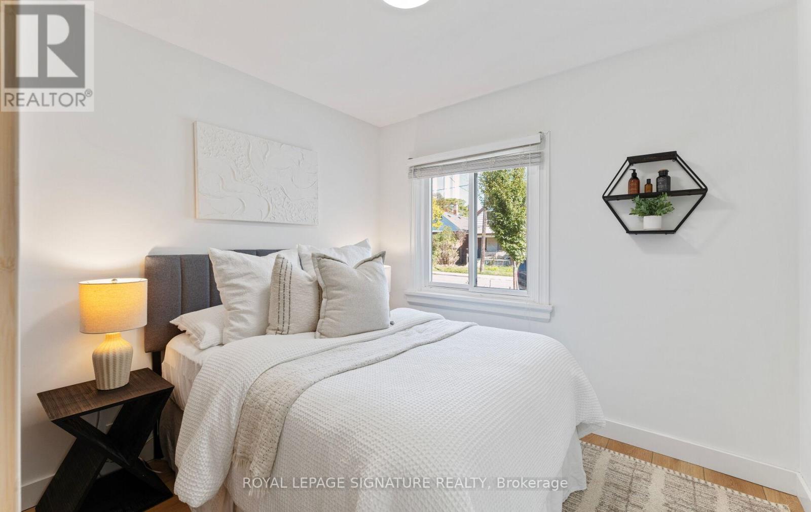 126 Twenty Second Street, Toronto (New Toronto), Ontario  M8V 3M4 - Photo 16 - W12442560