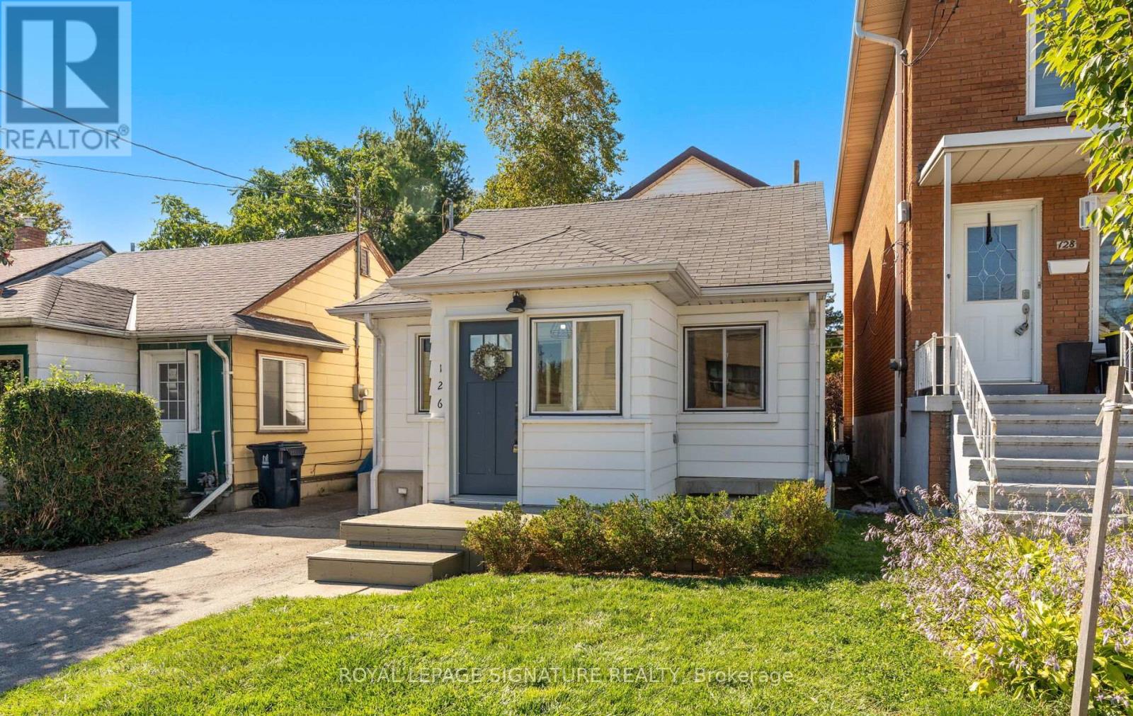 126 Twenty Second Street, Toronto (New Toronto), Ontario  M8V 3M4 - Photo 2 - W12442560