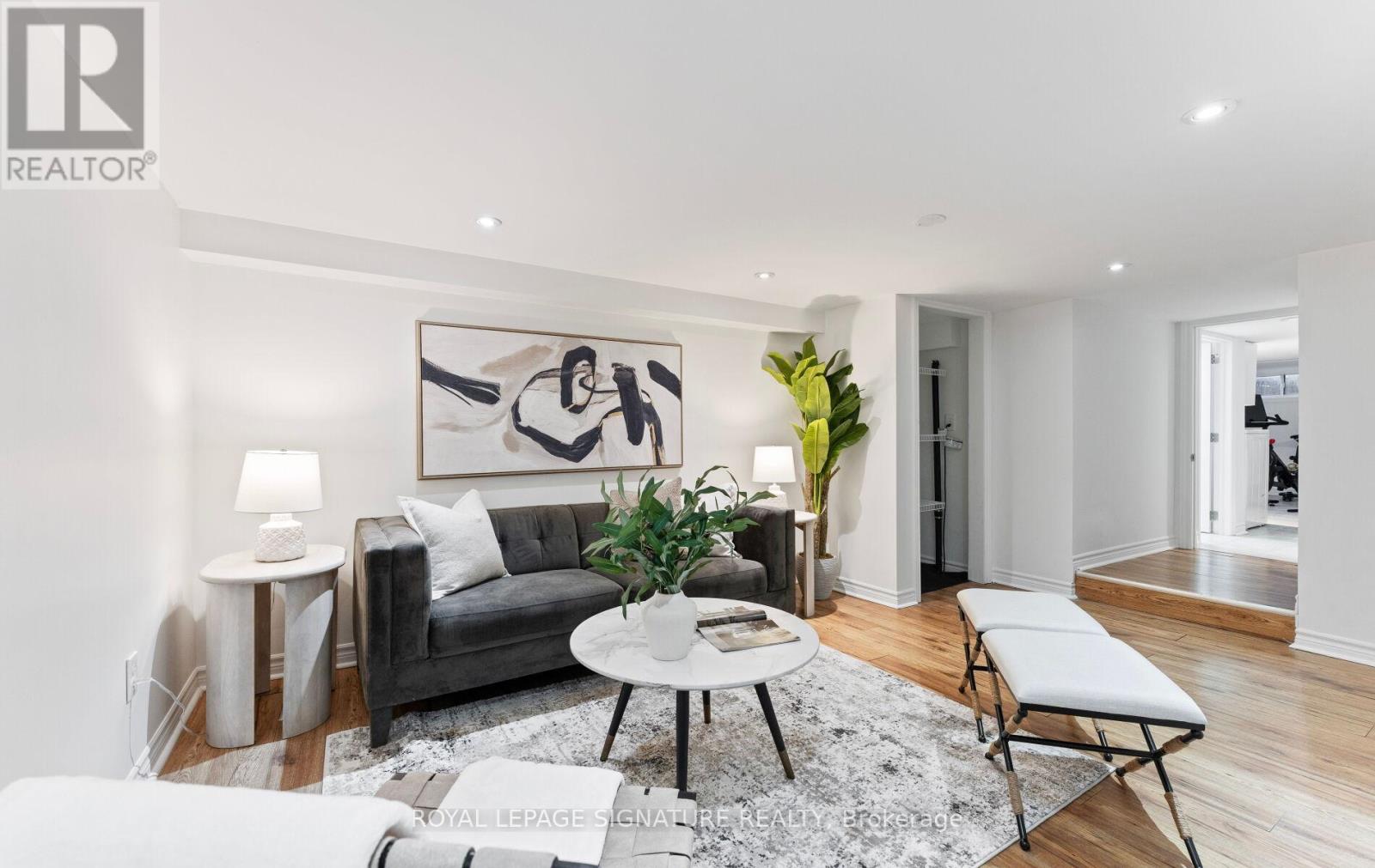 126 Twenty Second Street, Toronto (New Toronto), Ontario  M8V 3M4 - Photo 21 - W12442560