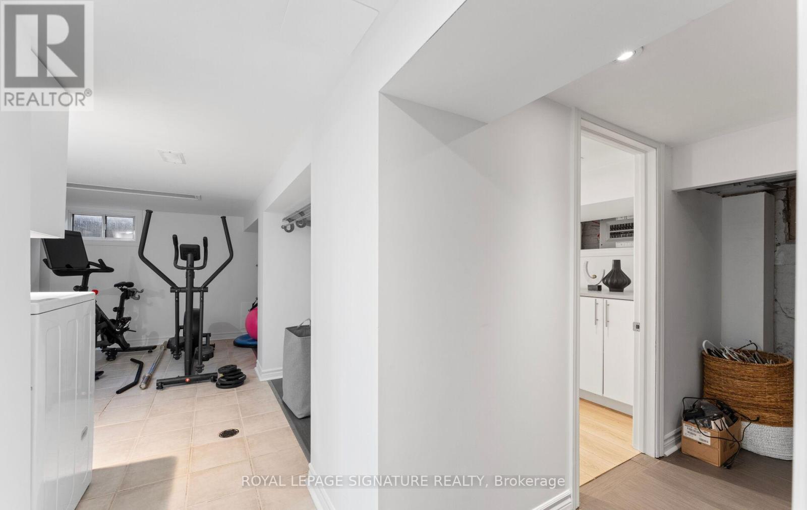 126 Twenty Second Street, Toronto (New Toronto), Ontario  M8V 3M4 - Photo 23 - W12442560