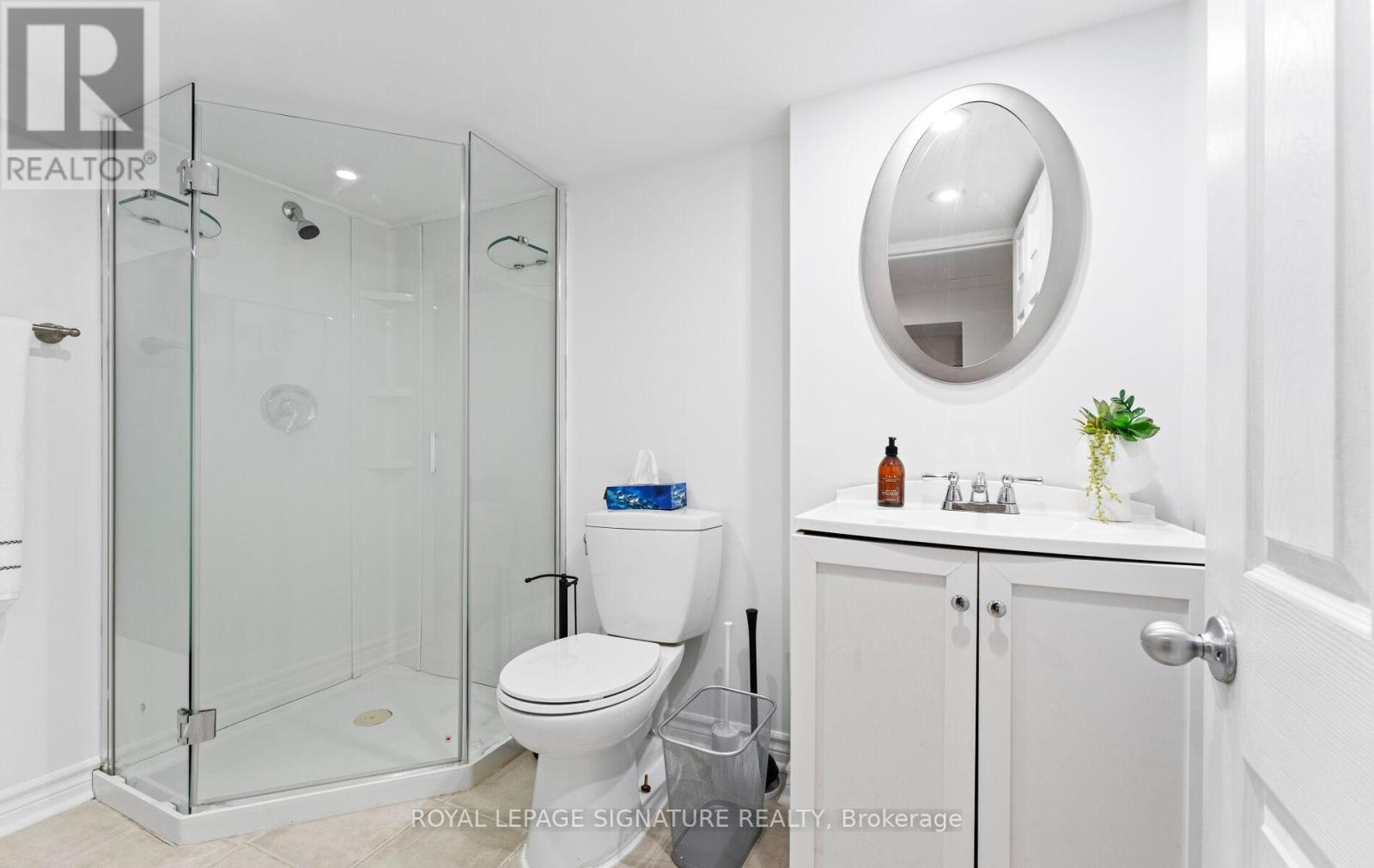 126 Twenty Second Street, Toronto (New Toronto), Ontario  M8V 3M4 - Photo 26 - W12442560