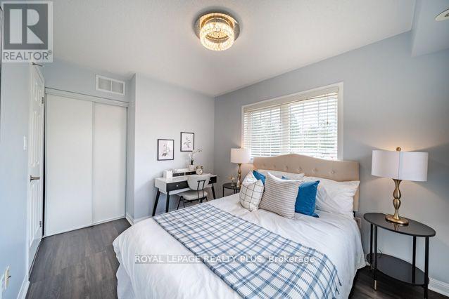 4 - 700 Neighbourhood Circle, Mississauga, Ontario  L5B 0A6 - Photo 22 - W12442562