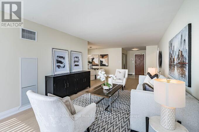 301 - 1 Aberfoyle Crescent, Toronto (Islington-City Centre West), Ontario  M8X 2X8 - Photo 13 - W12442592