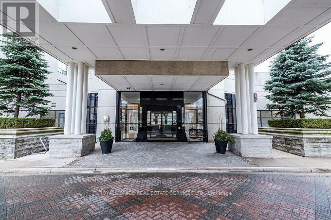301 - 1 Aberfoyle Crescent, Toronto (Islington-City Centre West), Ontario  M8X 2X8 - Photo 4 - W12442592