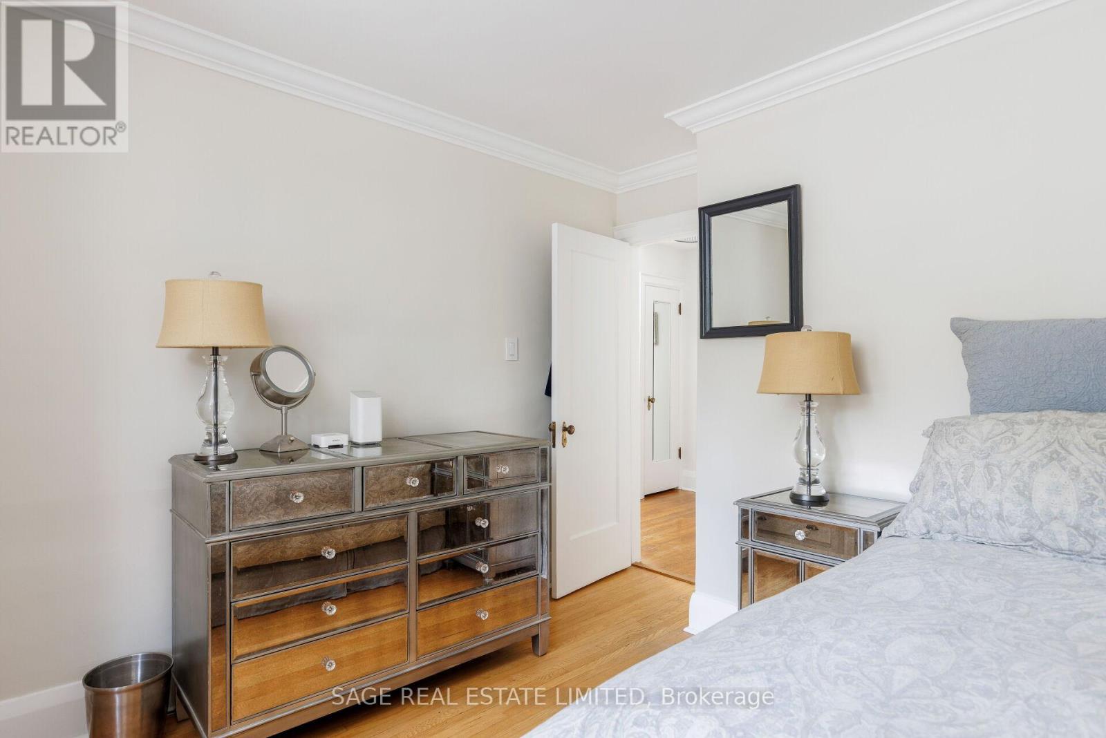 35 Grenview Boulevard N, Toronto (Kingsway South), Ontario  M8X 2J9 - Photo 39 - W12442606