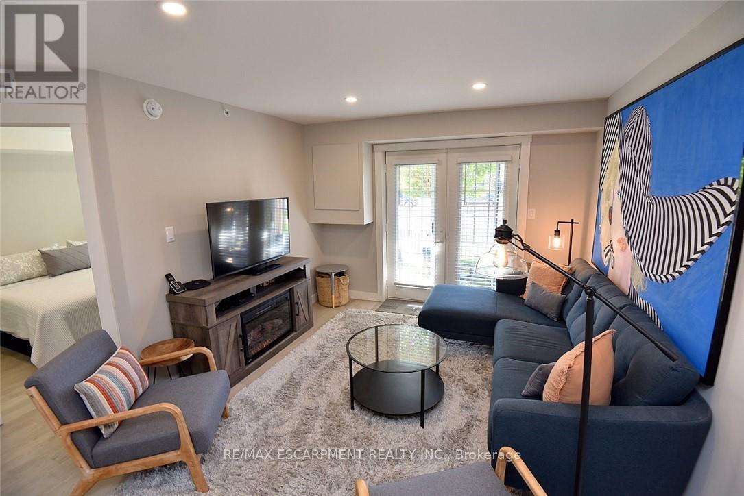 103 - 2035 Appleby Line, Burlington (Uptown), Ontario  L7L 7G8 - Photo 6 - W12442621