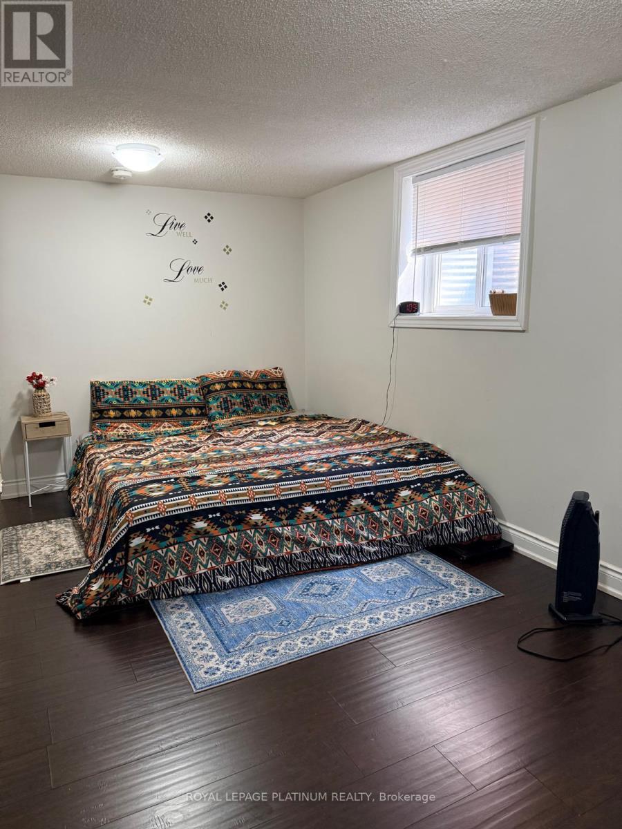 Legal Basement - 1540 Manorbrook Crt., Mississauga, Ontario  L5M 4A8 - Photo 16 - W12442628