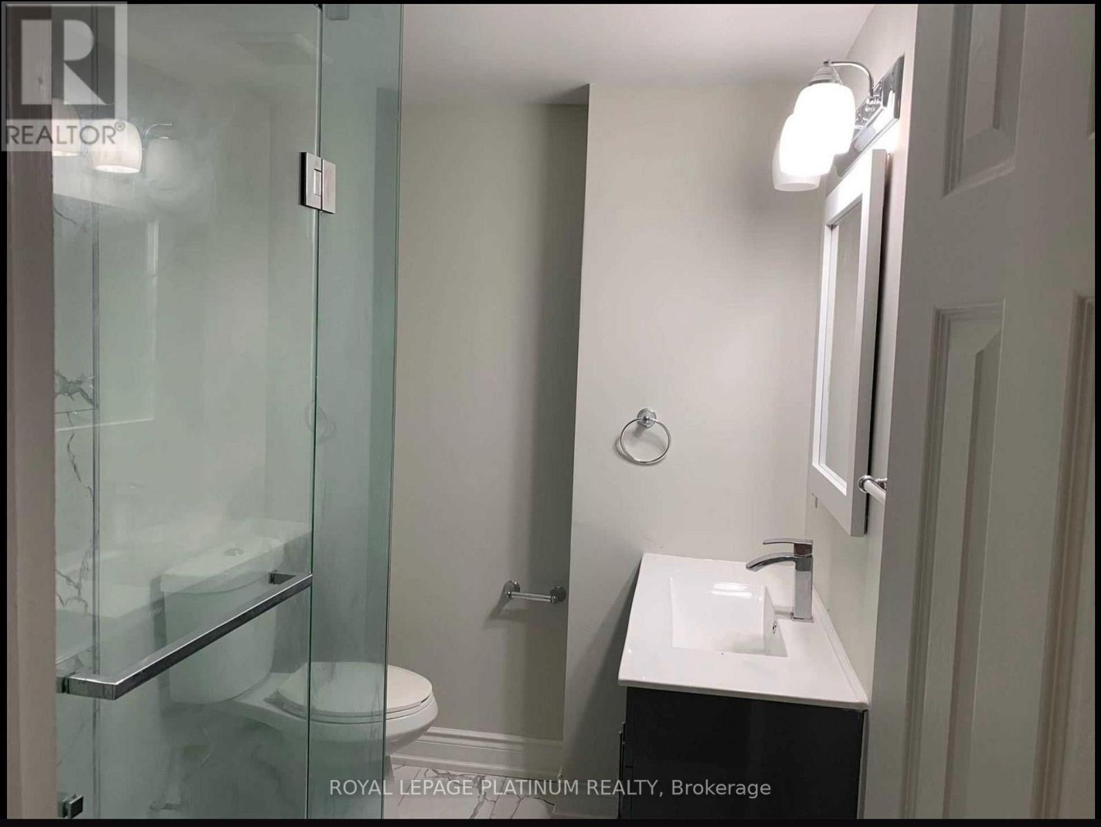 Legal Basement - 1540 Manorbrook Crt., Mississauga, Ontario  L5M 4A8 - Photo 17 - W12442628