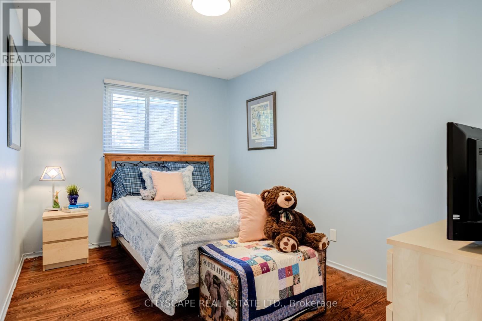 22 Jade Crescent, Brampton (Northgate), Ontario  L6S 3H1 - Photo 15 - W12442630