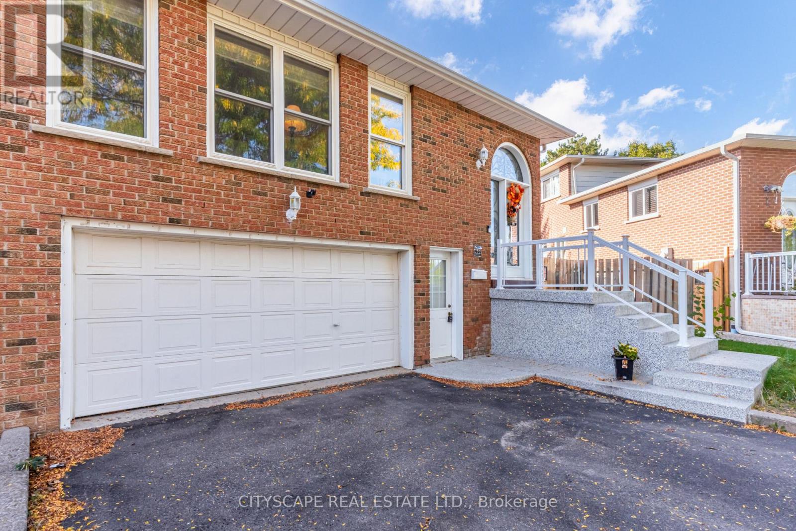 22 Jade Crescent, Brampton (Northgate), Ontario  L6S 3H1 - Photo 39 - W12442630