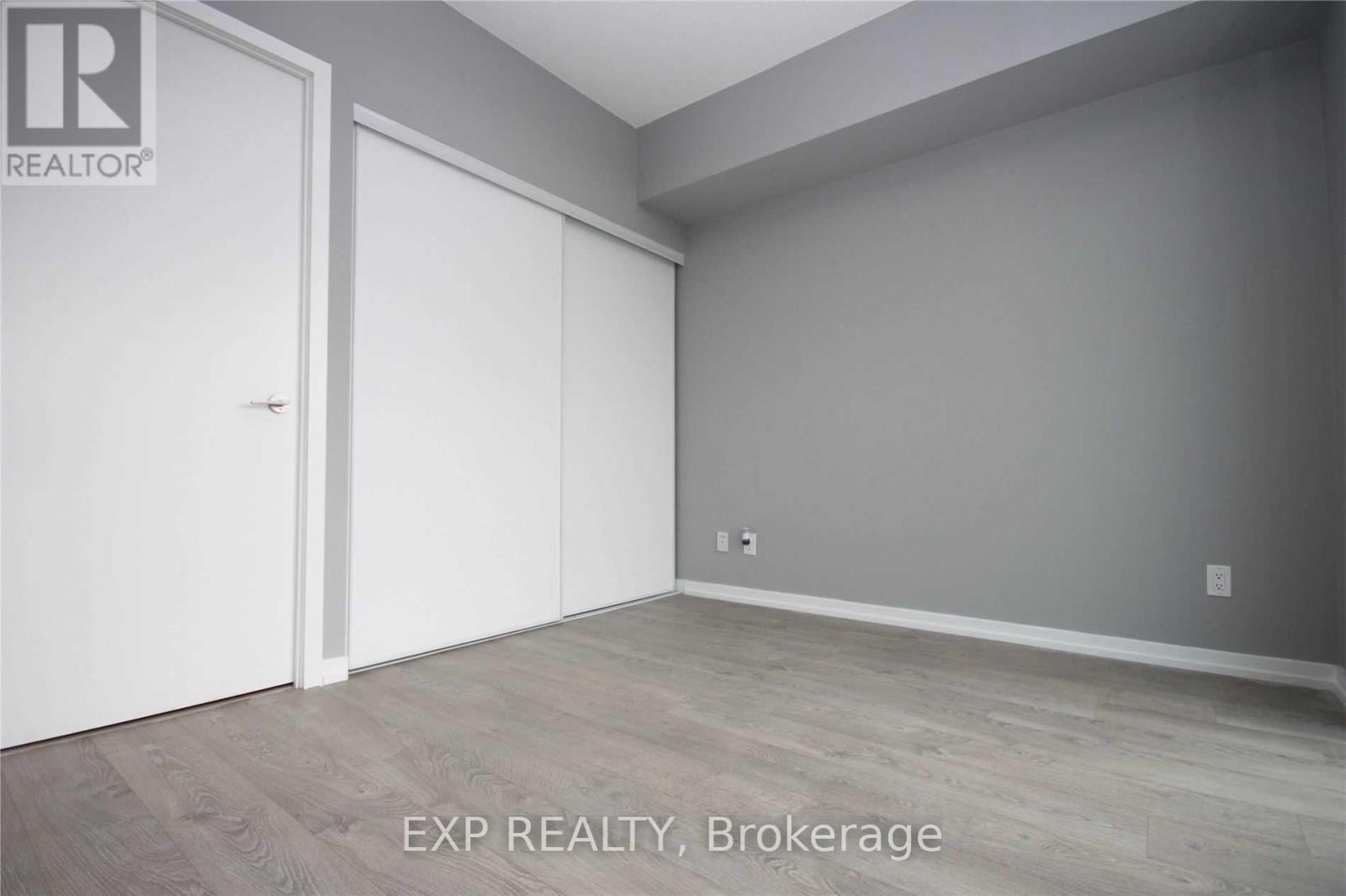 2305 - 105 The Queensway Way, Toronto, Ontario  M6S 5B5 - Photo 5 - W12442638