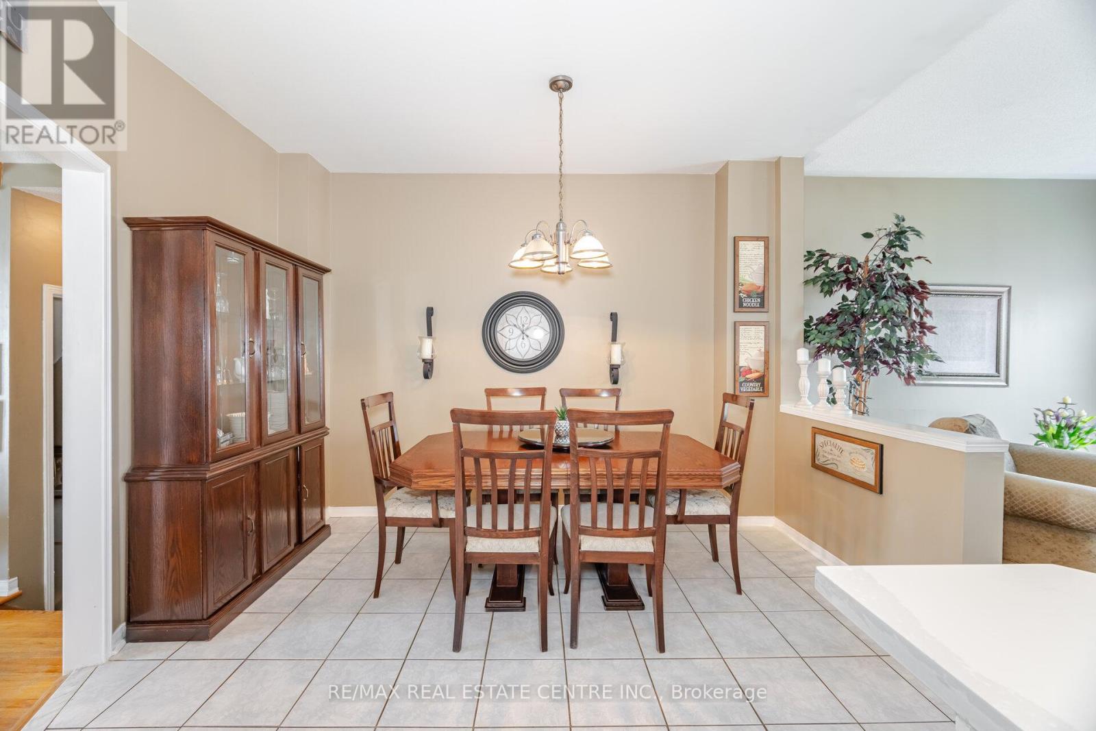 21 Hesketh Court, Caledon, Ontario  L7C 1C6 - Photo 11 - W12442640
