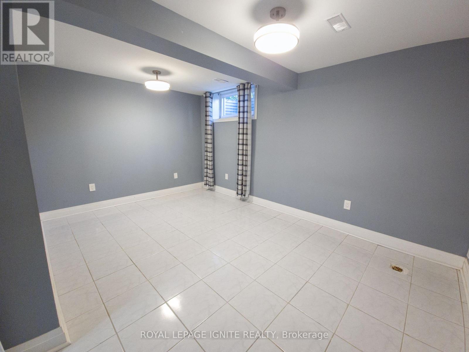 32 - 23 Tealham Drive, Toronto (West Humber-Clairville), Ontario  M9V 3T5 - Photo 10 - W12442641